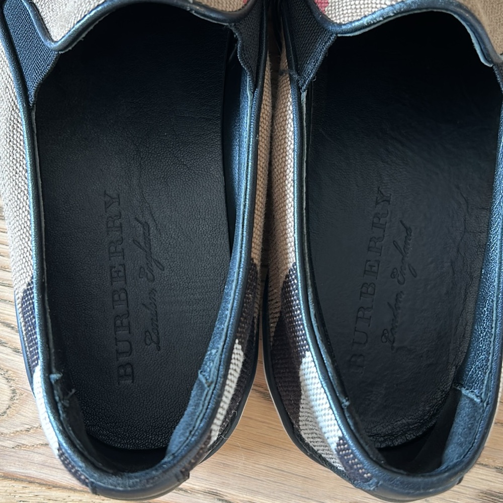 Burberry Brit slip-on - Picture 4 of 7